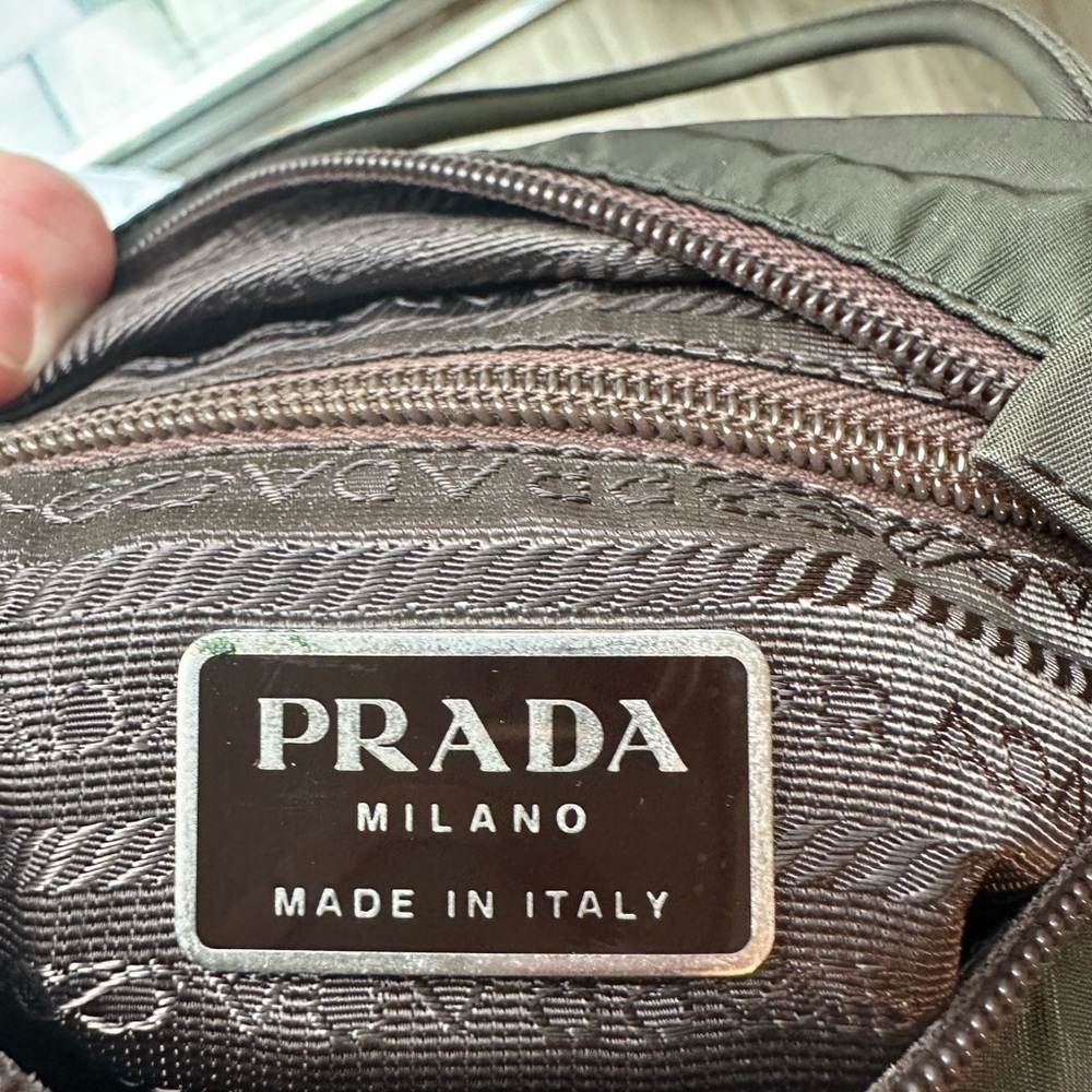 Green Prada Nylon Tote Bag w/ Authentication Card - Picture 4 of 11